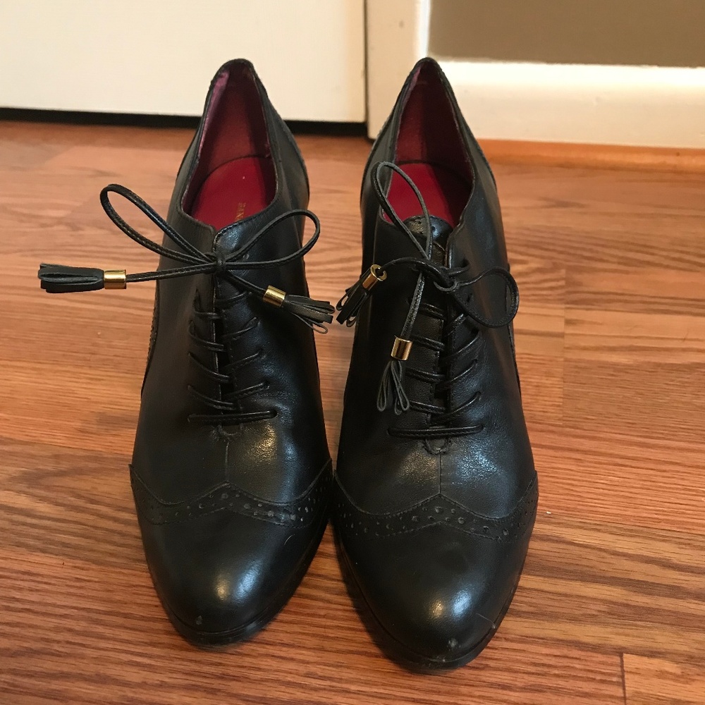 Banana Republic - Black Leather Bree Oxford Heel